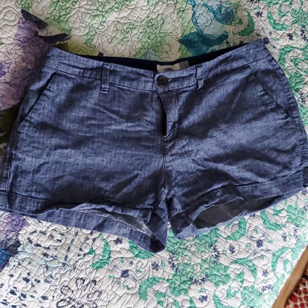 Old Navy chambray shorts sz. 4